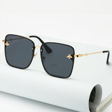 Load image into Gallery viewer, Delina Bee Sunglasses
